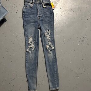 Stylish Blue Distressed Women Jeans three people size 24 new